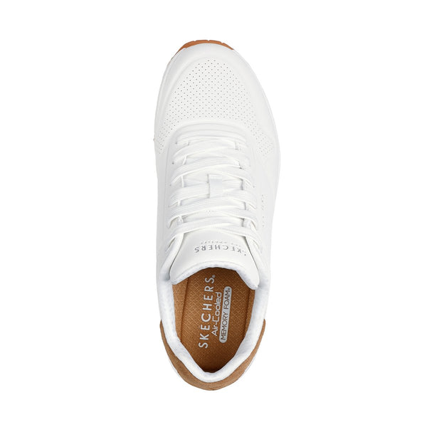 skechers-deboss-on-air