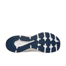 skechers-athletic-mesh-bungee