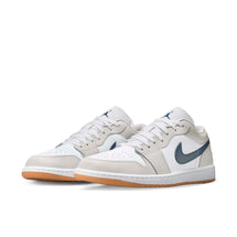 AIR JORDAN ONE LOW
