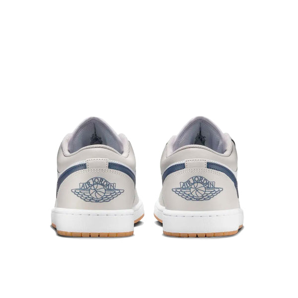AIR JORDAN ONE LOW