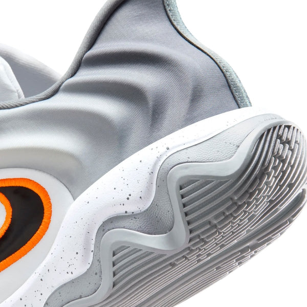 nike-giannis-immortality-4