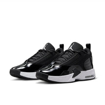 nike-jordan-max-aura-6