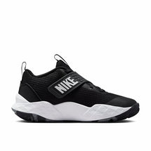 nike-team-hustle-d12