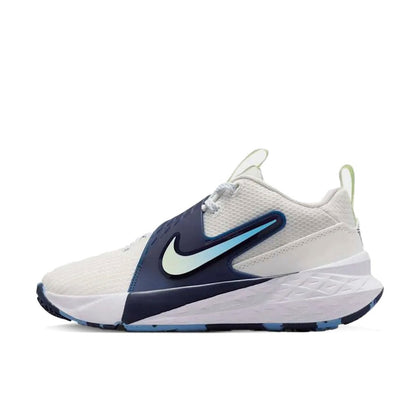 nike-team-hustle-d12