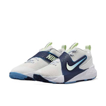 nike-team-hustle-d12