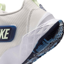 nike-team-hustle-d12