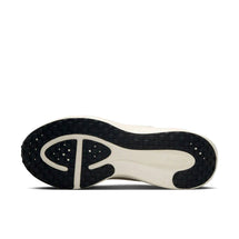 nike-revolution-8