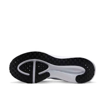 nike-revolution-8