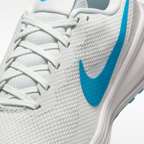 nike-revolution-8