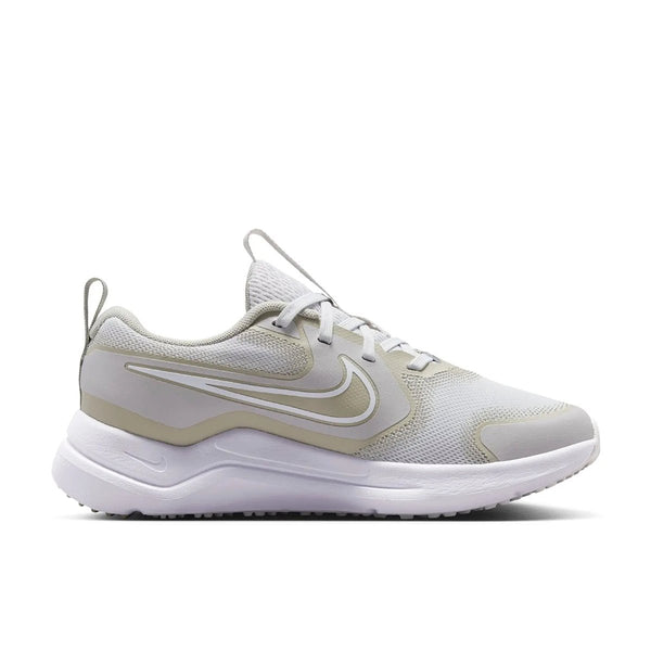 nike-cosmic-runner