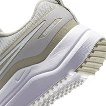 nike-cosmic-runner