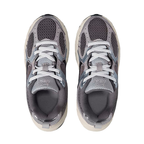 nike-v5-rnr-8p-pc