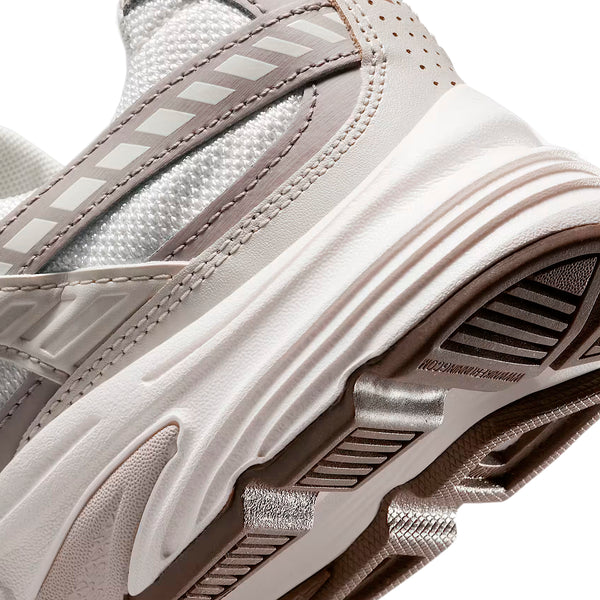 nike-initiator-gel
