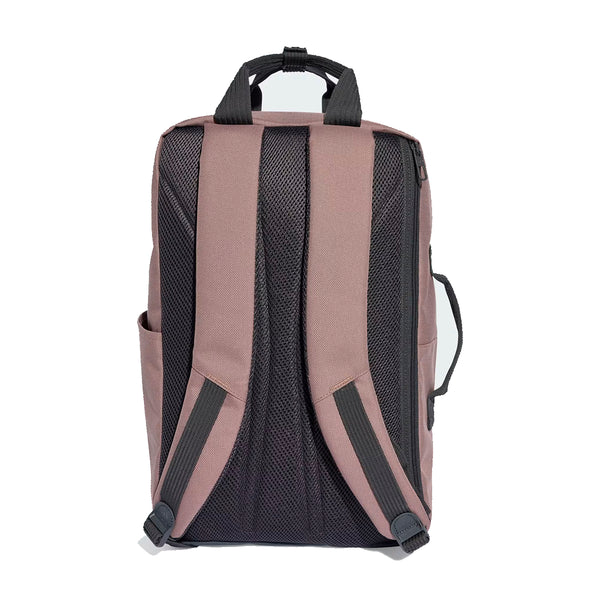 adidas-utlility-bp-boxy