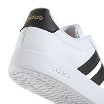 adidas-stret-talk