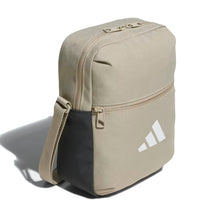 adidas-essentials-organizer