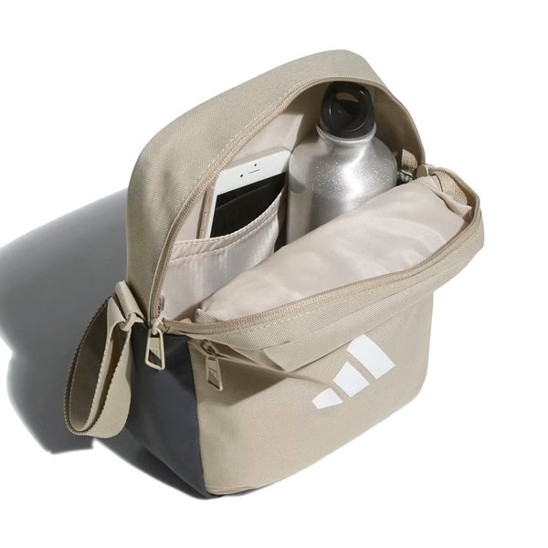 adidas-essentials-organizer