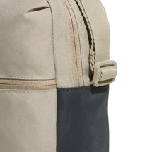 adidas-essentials-organizer